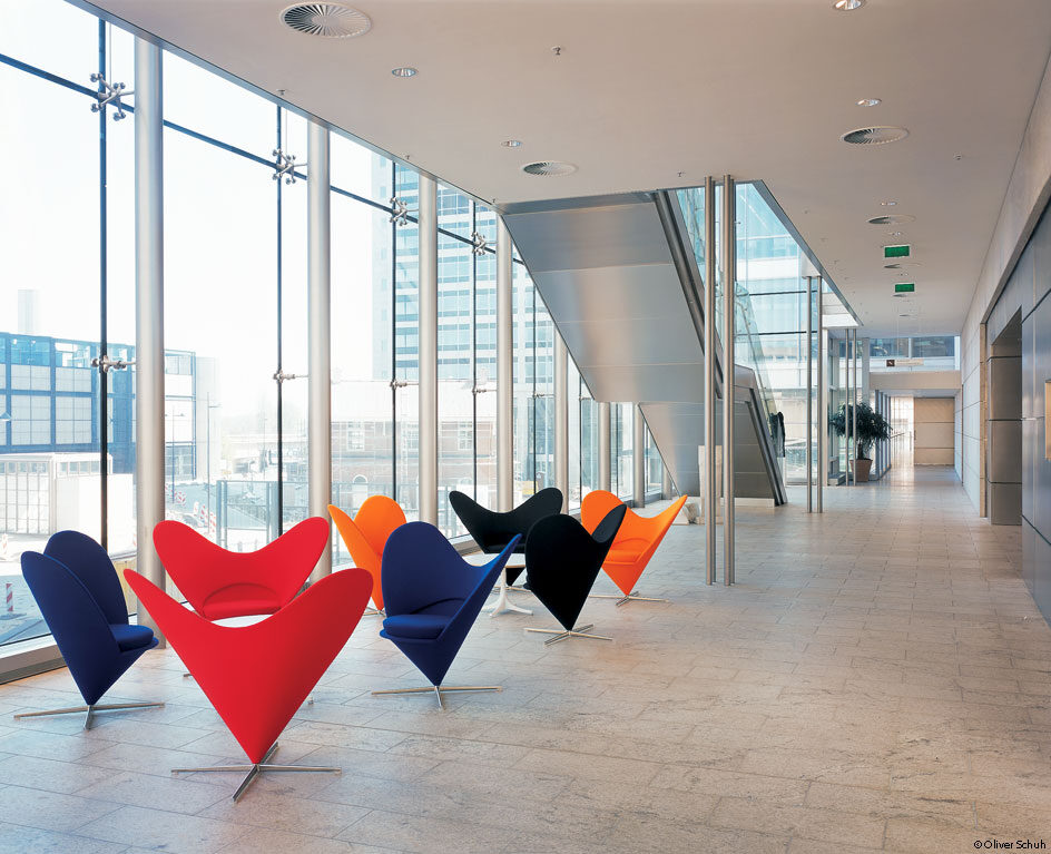 Verner Pantons Heart Cone-stole i rød og blå